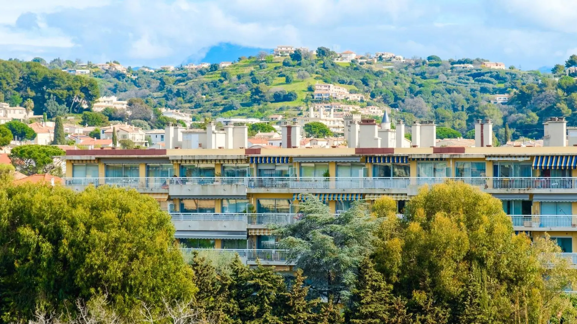 Appartement Les Amandiers Cagnes-sur-Mer Apartment